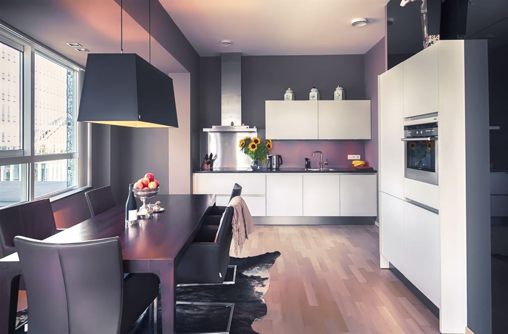 apartment 4 rooms for sale on LEVALLOIS PERRET (92300)